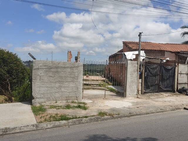 Venda em Vila Brasil - Guaratinguetá