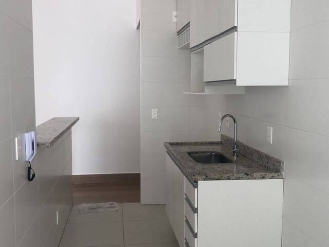 #108 - Apartamento para Venda em Guaratinguetá - SP