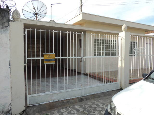 #128 - Casa para Locação em Guaratinguetá - SP - 1