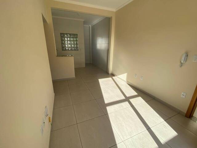 #138 - Apartamento para Locação em Guaratinguetá - SP - 2