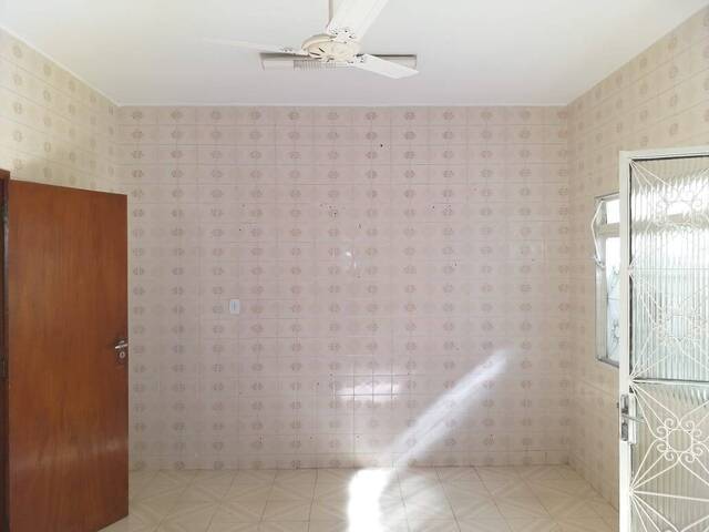 #139 - Casa para Locação em Guaratinguetá - SP - 2