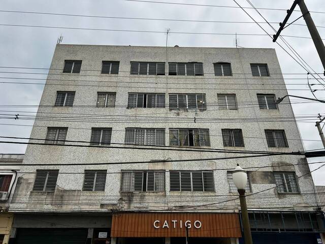 #143 - Apartamento para Venda em Guaratinguetá - SP - 1